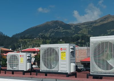 Proyecto HVAC VRF Hospitalario – Áreas Críticas
